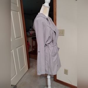 Sand lightweight jacket